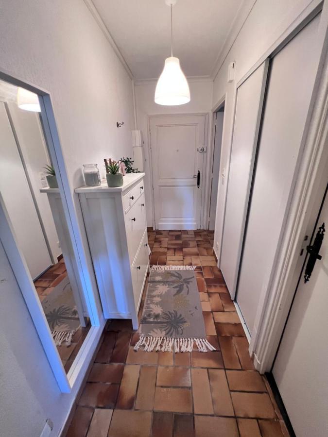 Sympathique studio en Rez de jardin dans résidence Hyères Esterno foto